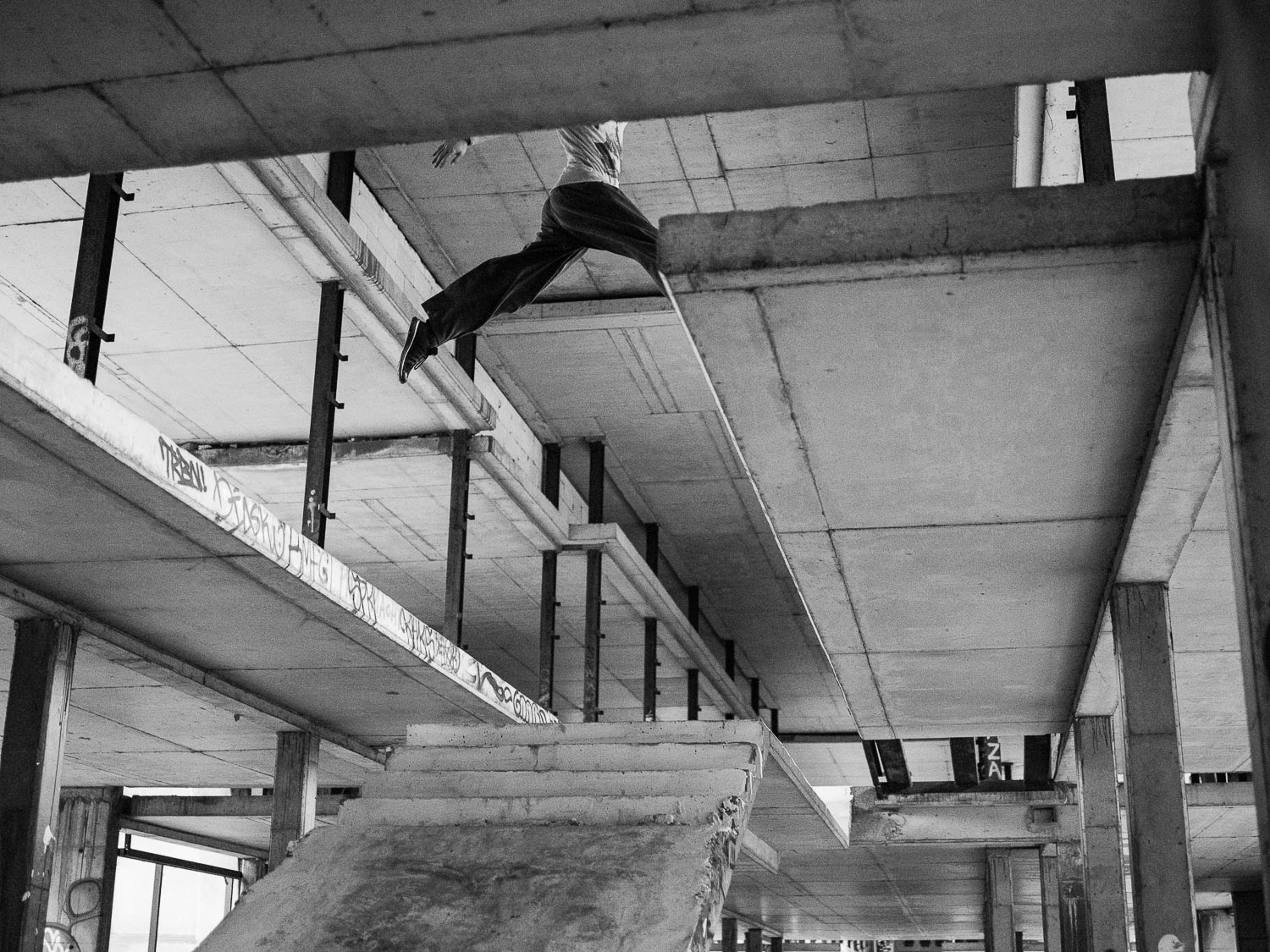 Kamil Słomkowski - parkour in Warsaw