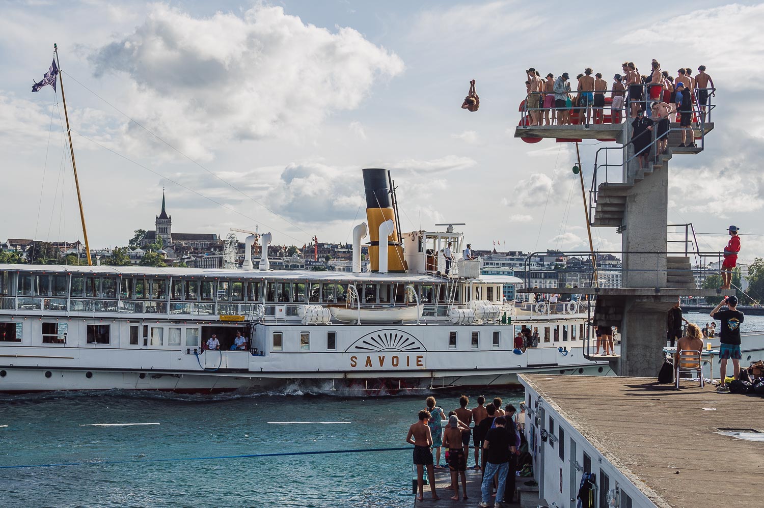 High diving at Bains des Pâquis, Geneva